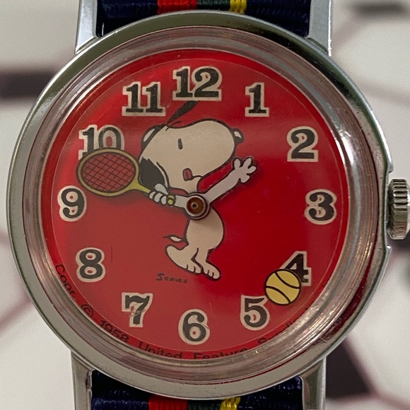Timex Other - RARE Vintage Timex Peanuts Snoopy Red Dial "Floating Ball" Tennis Manual Watch